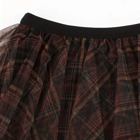 Coffee Mesh Frilly Plaid Pattern Skirt - Picture 4 of 4